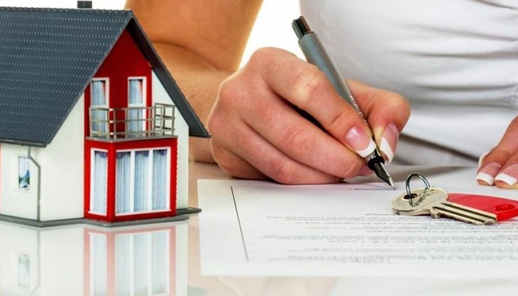 Забранява се фирма да изисква от потребителя да плати сума по протокол, според който, ако си купи даден имот, без съдействието ѝ, дължи комисионна Забранява се фирма да изисква от потребителя да плати сума по протокол, според който, ако си купи даден имот, без съдействието ѝ, дължи комисионна