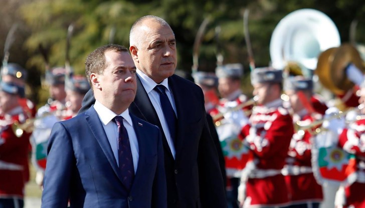 Руският премиер поздрави българската страна за националния празник