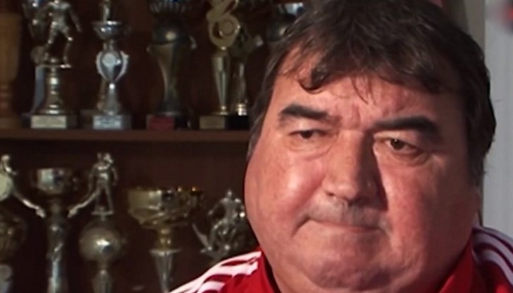 Маринов бе едно от най-големите имена в историята на ФК Ботев Враца Маринов бе едно от най-големите имена в историята на ФК Ботев Враца