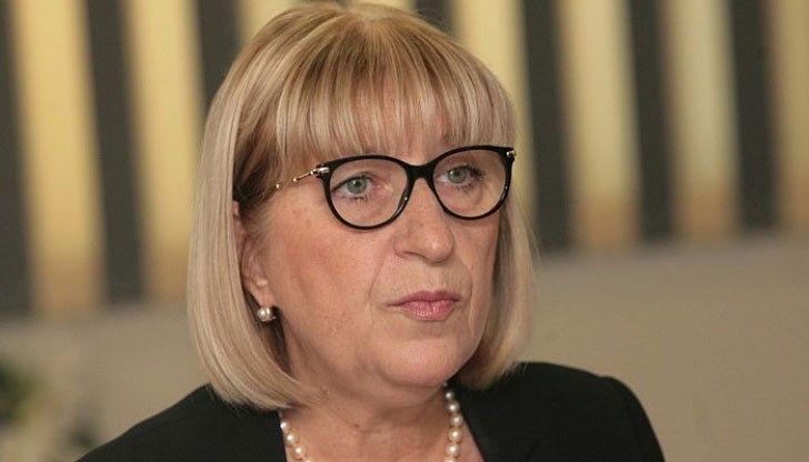 Готова съм да сътруднича на проверките, давам съгласието си да бъде разкрита единствената сметка, с която разполагам