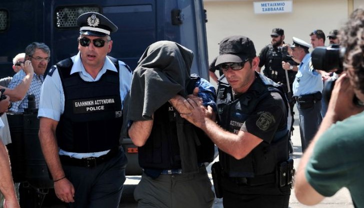 От отдела за борба с организираната престъпност разследват дали българинът е част от международен канал