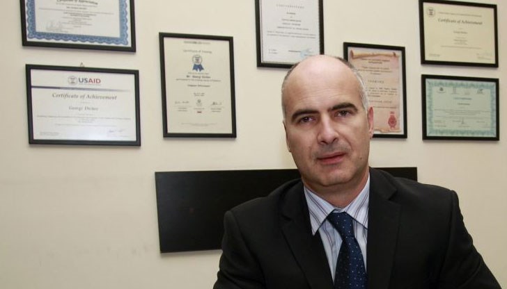 Събирането по съдебен път на малките по размер задължения води до затормозяване на съдебната система и до значително оскъпяване за длъжниците и кредиторите