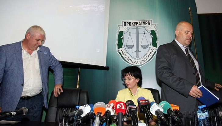 И мнимите инвалиди, и мнимите миньори са за затвора. Но защо прокуратурата не ги закача? И мнимите инвалиди, и мнимите миньори са за затвора. Но защо прокуратурата не ги закача?