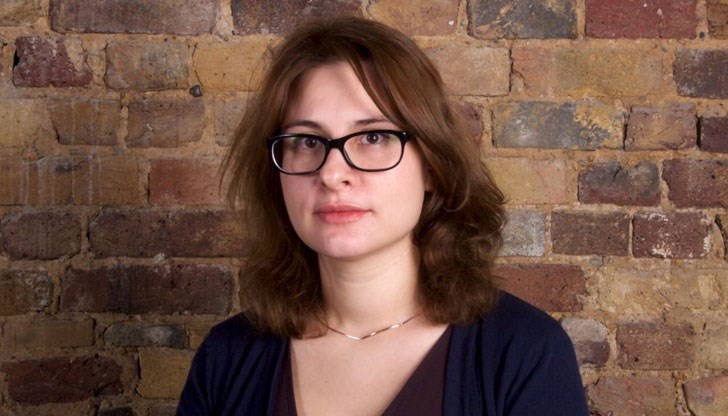 Сабина Радева прави съвременен прочит на Дарвиновата теория за произхода на видовете