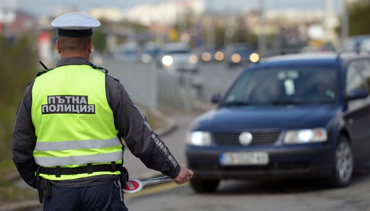 Младеж осъди полицията да му върне глобата за невалидна застраховка „Гражданска отговорност“ на фалиралия застраховател Младеж осъди полицията да му върне глобата за невалидна застраховка „Гражданска отговорност“ на фалиралия застраховател