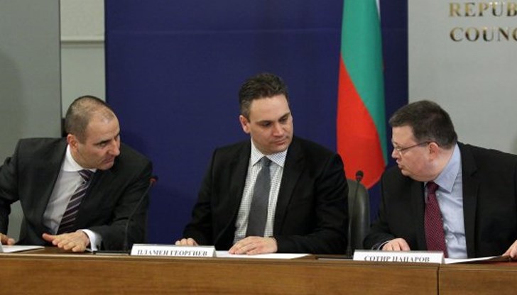 Главният прокурор Сотир Цацаров е голям експерт по симулативните сделки