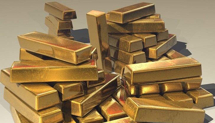 Американските сили са прехвърлили около 50 тона злато от райони, отнети от терористите на ИД