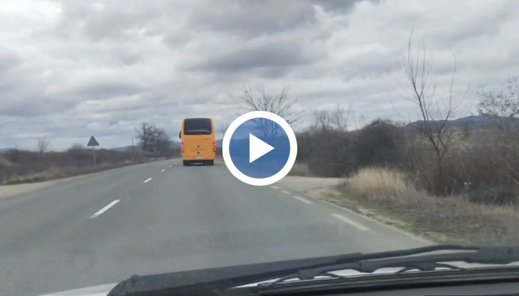 При разрешени 50 км/ч в участъка от пътя