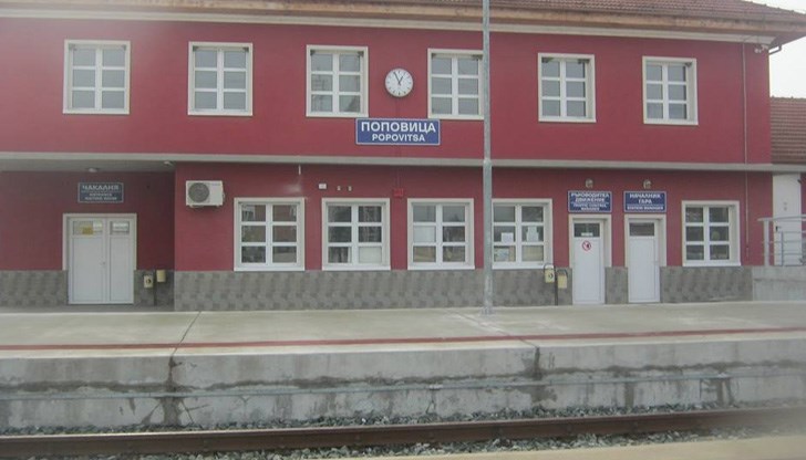 Пострадалият е откаран в болница