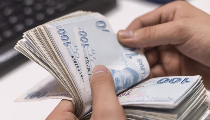 Валутните резерви на турската централна банка се изчерпват