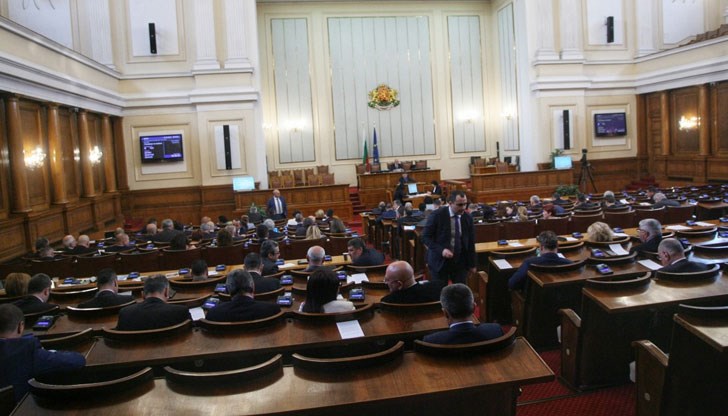 От Светия синод заявиха, че са против ограничаването на възможности за дарения