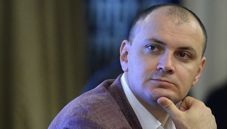 По сигнал на Себастиан Гица Специалният отдел за разследване на магистратите започна разследване срещу Лаура Кьовеши По сигнал на Себастиан Гица Специалният отдел за разследване на магистратите започна разследване срещу Лаура Кьовеши