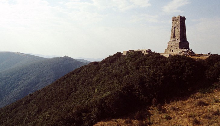 Защо, братя българи?!