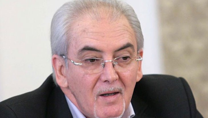 Тя е по повод декларация на ДОСТ за признаване на национално турско малцинство и призива на Лютви Местан за промени в Конституцията Тя е по повод декларация на ДОСТ за признаване на национално турско малцинство и призива на Лютви Местан за промени в Конституцията