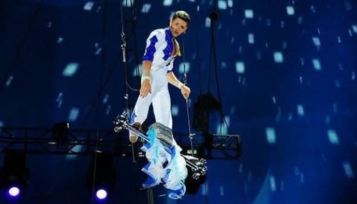 "Большой Московский Цирк" ще покаже за първи път у нас най-новото си двучасово шоу "OFU - Приземяването" "Большой Московский Цирк" ще покаже за първи път у нас най-новото си двучасово шоу "OFU - Приземяването"