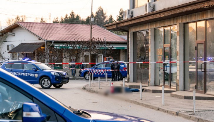 Издъхнала е за 2 минути след него Издъхнала е за 2 минути след него