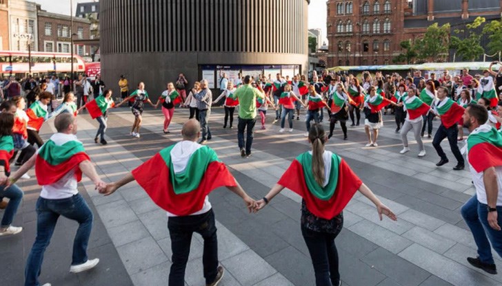 Българи в 16 държави ще заиграят едновременно хоро навръх Националния ни празник