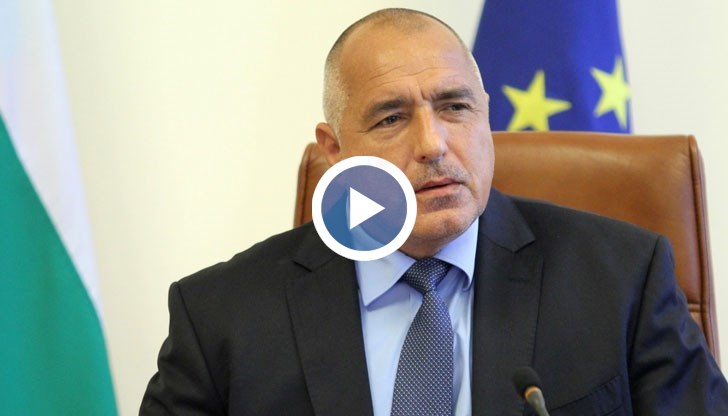 В нея участват социалния министър, експерти и синдикалисти