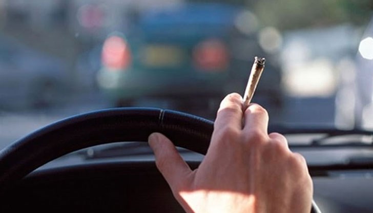 На 21-годишния разградчанин са съставени два акта На 21-годишния разградчанин са съставени два акта