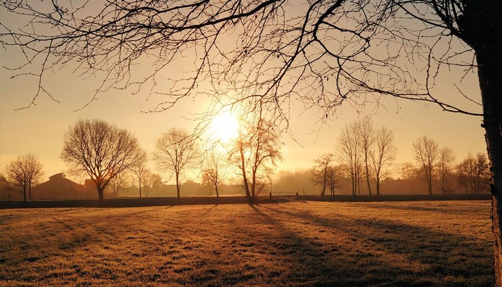 Приветстваме небесното светило с 40 залъка и 40 глътки Приветстваме небесното светило с 40 залъка и 40 глътки