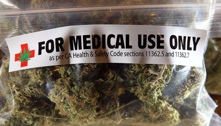 За пациентите в терминална фаза пушенето на марихуана е начин да бъдат облекчени страданията