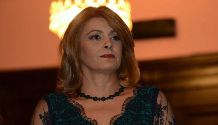 Съпругата на президента поздрави близки и приятели с Международния ден на жената чрез личния си профил в мрежата Съпругата на президента поздрави близки и приятели с Международния ден на жената чрез личния си профил в мрежата