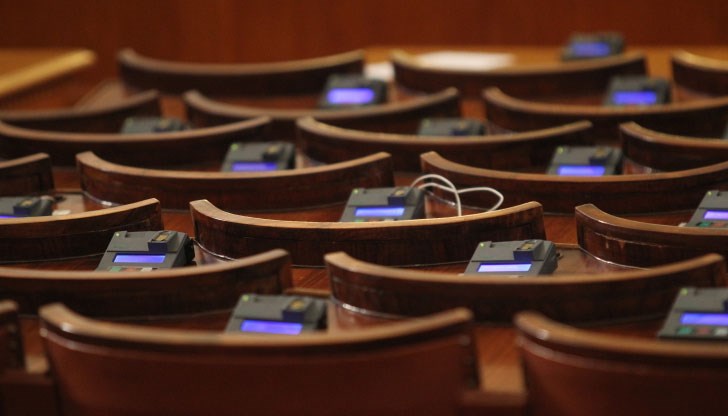 Парламентът отхвърли предложението на „Обединени патриоти“ субсидирано от България вероизповеданиe да не може да се финансира от чужди държави