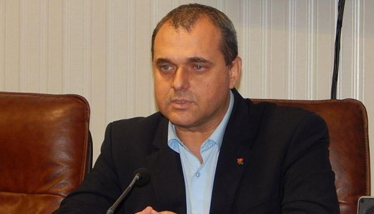 Ние проведохме поредица от срещи, в които им обяснихме колко грешна е постановката, която приемат и в края на краищата бяхме разбрани