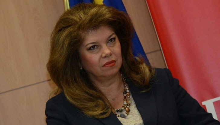 Отстрани изглежда така сякаш има сделка между ГЕРБ и ДПС, но не съм присъствала на подобни разговори, заяви Илияна Йотова