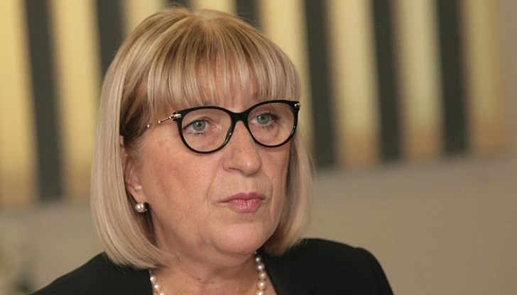 Цачева сама е изявила желание да напусне правителството в разговор с премиера Бойко Борисов Цачева сама е изявила желание да напусне правителството в разговор с премиера Бойко Борисов