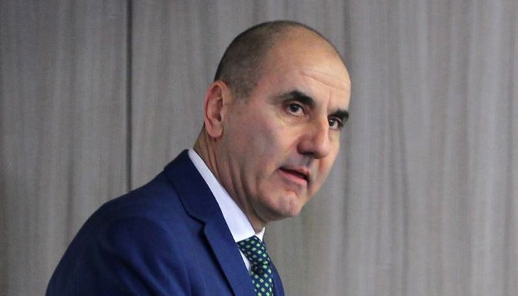 Да замени този апартамент срещу 6 по-малки и да му дадат 600 000 кеш Да замени този апартамент срещу 6 по-малки и да му дадат 600 000 кеш