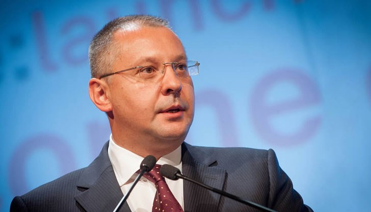 Уж в защита на националния интерес, просто подариха темата на Австрийското председателство, написа председателят на ПЕС