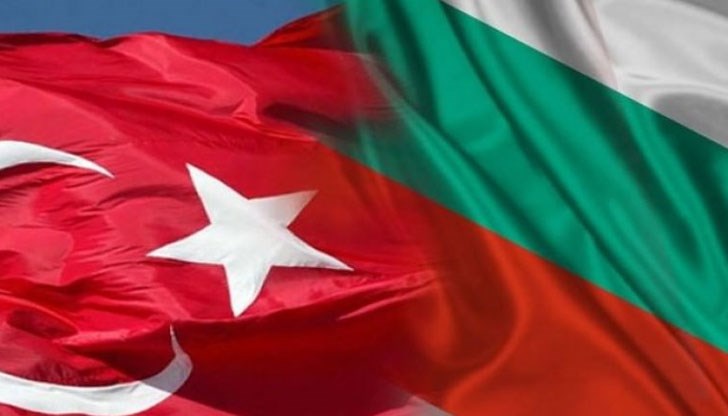 Скандалното разкритие за намеса на Анкара във вътрешната ни политика направи турският външен министър Мевлют Чавушоглу