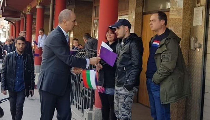 Цецо, Цецо, нима не знаеш, че младите хора ви мразят вас