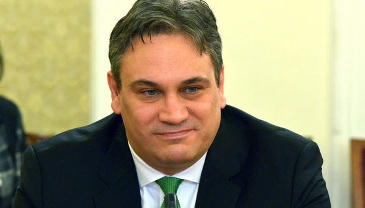 Обясненията на Пламен Георгиев са абсурдни и странни