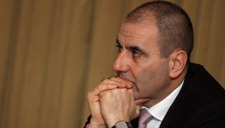 Преди 9 години Цветанов отново имаше ядове с апартаменти