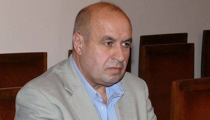 Една от основните цели на тези ремонти е да се подобри качеството на питейната вода, и това ще се изпълни, заяви кметът Атанасов Една от основните цели на тези ремонти е да се подобри качеството на питейната вода, и това ще се изпълни, заяви кметът Атанасов