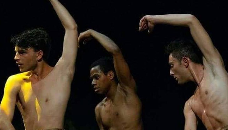 Постановката гостува за първи път в България