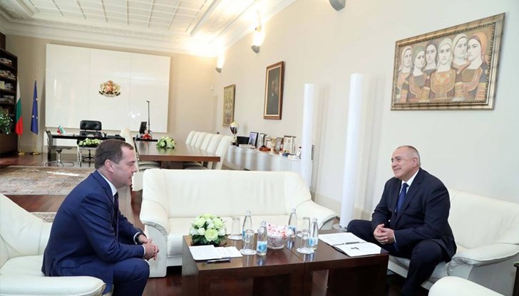 Топката, откровено казано, сега е в ръцете на Бойко Борисов Топката, откровено казано, сега е в ръцете на Бойко Борисов