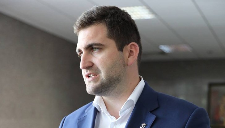 Евродепутатът ще бъде "разходен" от Пламен Нунев