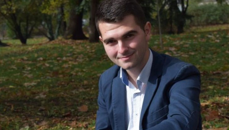 „Съвпадения” е книгата, с която Калоян Христов завършва един свой творчески период „Съвпадения” е книгата, с която Калоян Христов завършва един свой творчески период