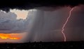 Задават се гръмотевични бури в Северна България