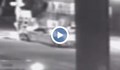 Спортна кола експлодира на бензиностанция в Сидни