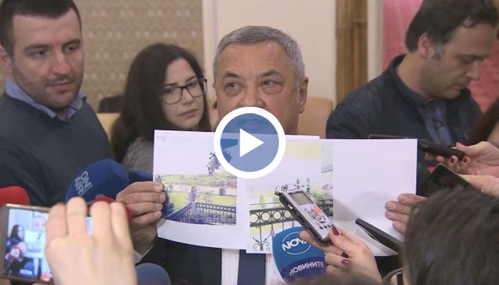 Става дума за имот от 2 дка и половина, луксозна къща на два етажа