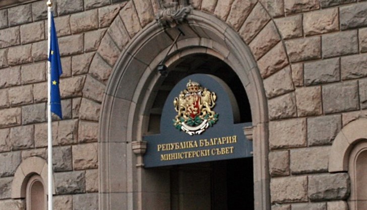 Имаше време, живеехме в демокрация. Днес обаче пред нас е застанал друг модел на власт: феодализъм Имаше време, живеехме в демокрация. Днес обаче пред нас е застанал друг модел на власт: феодализъм