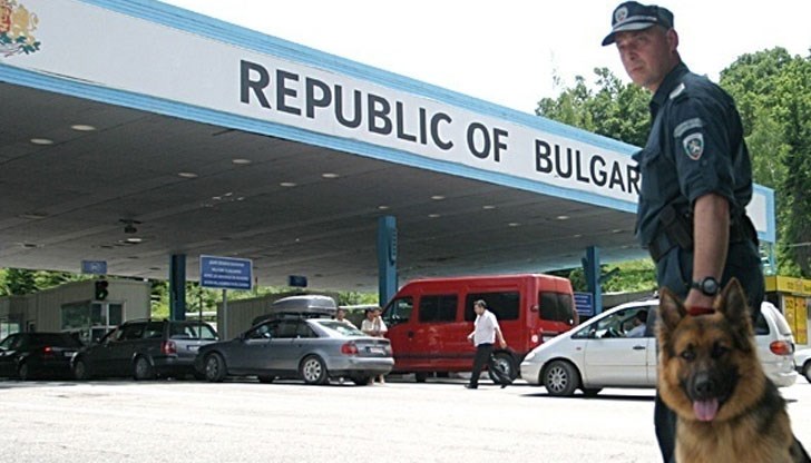 При акцията са арестувани няколко души При акцията са арестувани няколко души