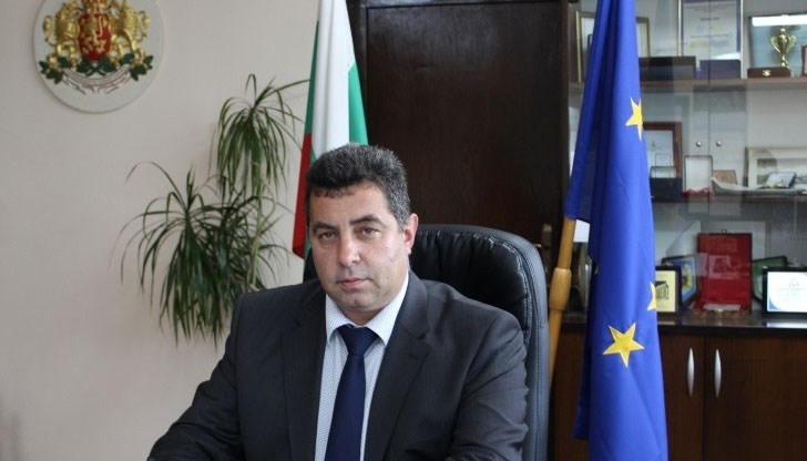 Обръщение на областния управител на област Русе по повод 140 години от създаването на първата българска конституция