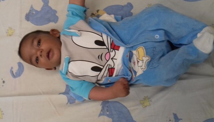 МВР издирва родителите на детето МВР издирва родителите на детето