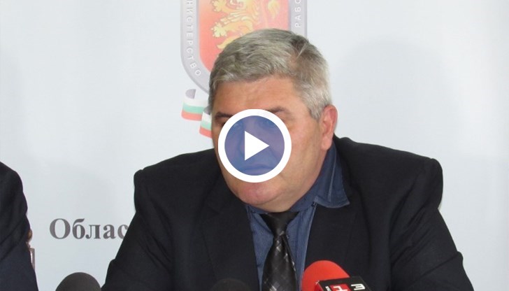 Засилено полицейско присъствие пред църквите и големите търговски комплекси