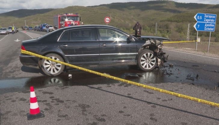 Липса на видимост и знак за ограничение на скоростта създават смъртоносен риск от инциденти Липса на видимост и знак за ограничение на скоростта създават смъртоносен риск от инциденти